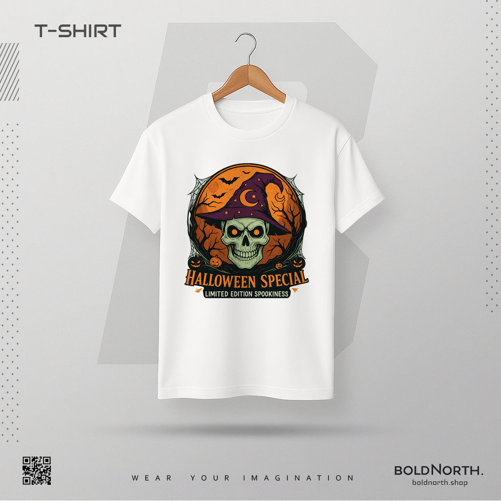 Moonlit Horror T-Paita